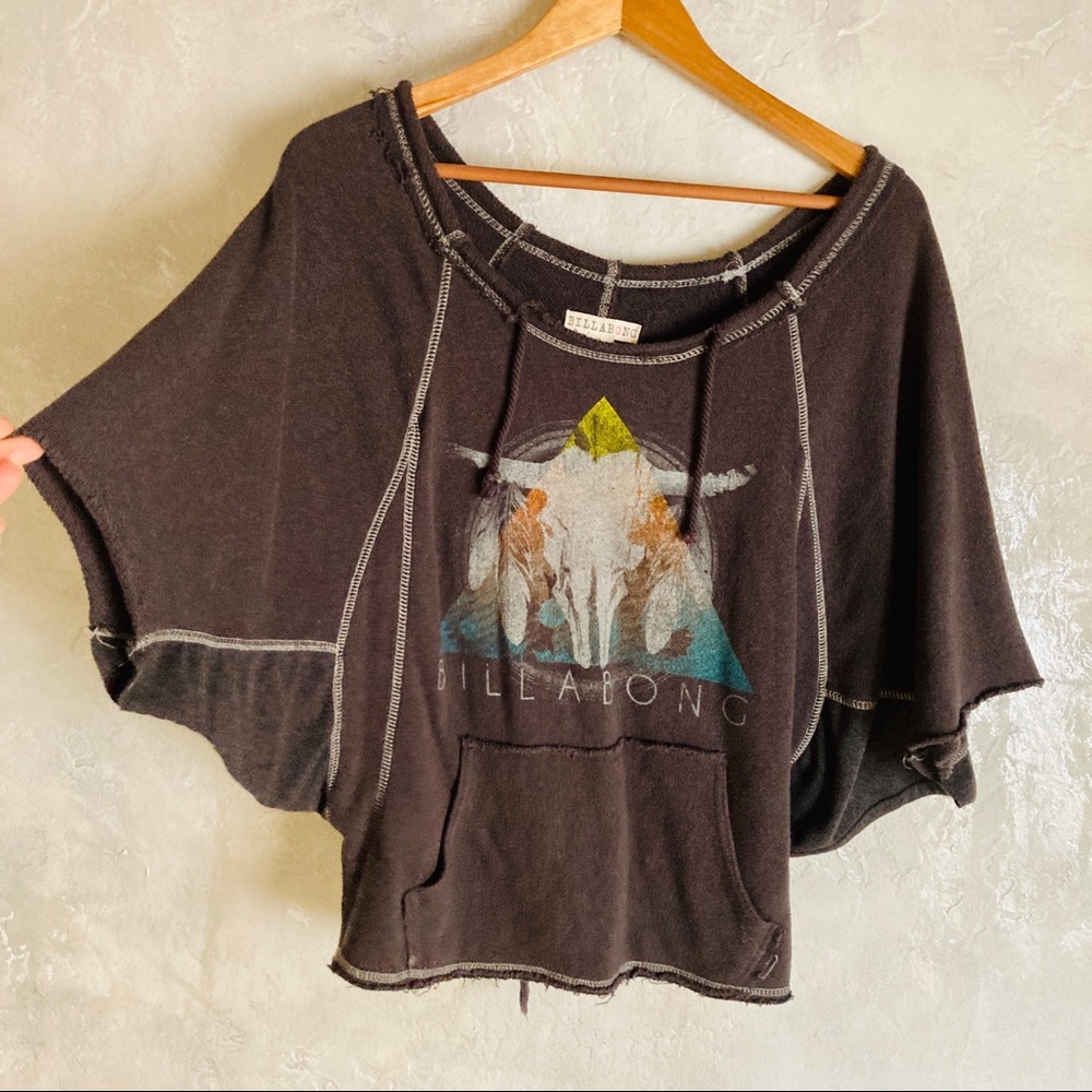 Billabong Boho Skull/Feathers bell sleeve top